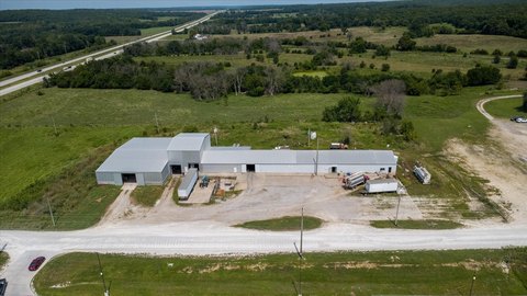 Operational Feed Mill on 5 Acres