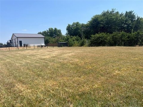 LAND - Kingston, OK