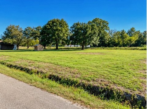 Land, Richton, MS