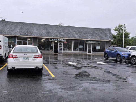 End Unit Retail Office Space
