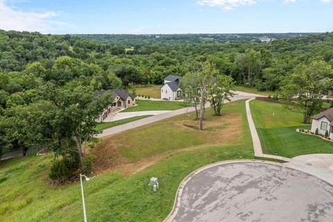 LAND - Springfield, MO