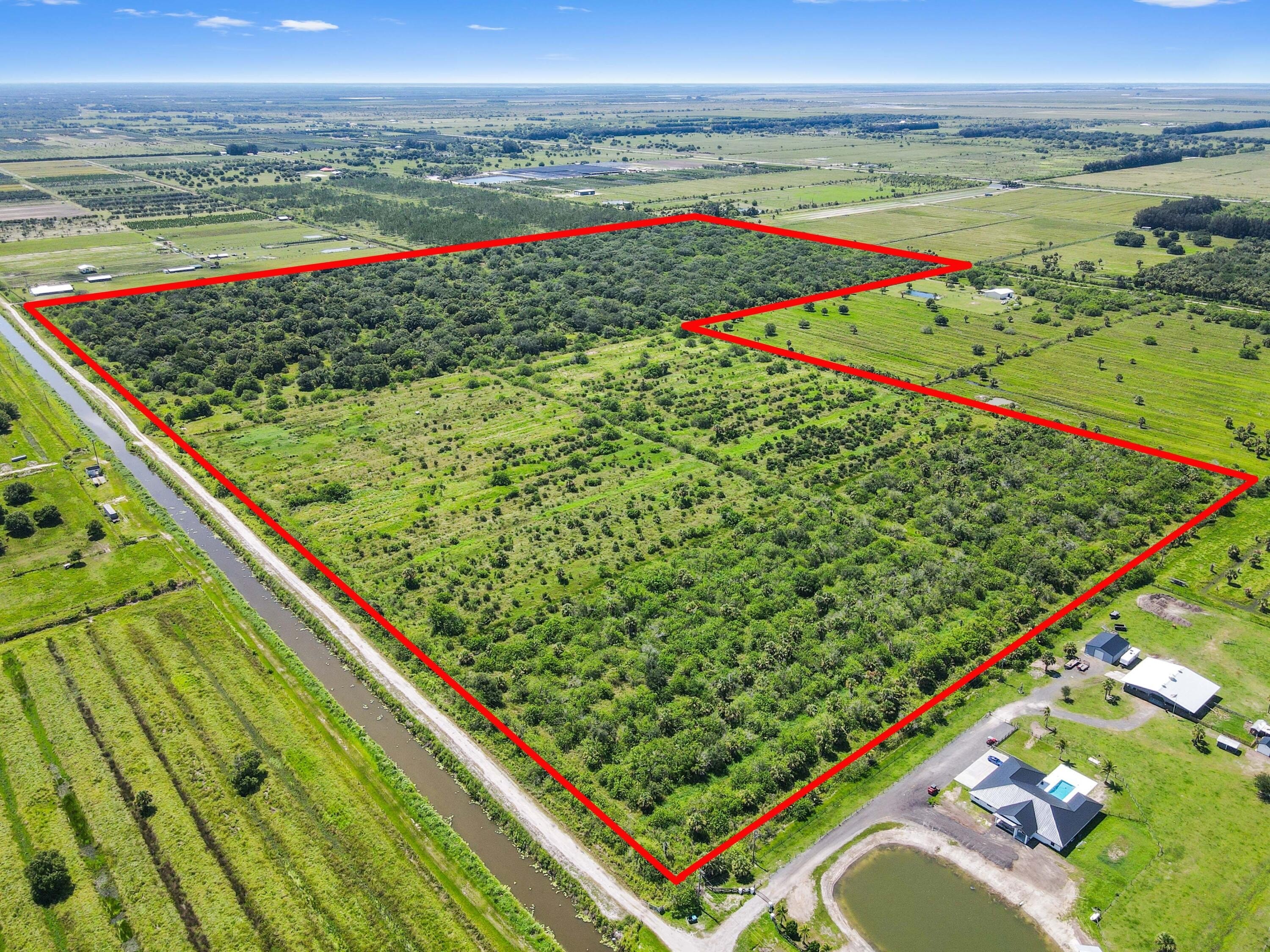 Expansive Agricultural Land in Fort Pierce