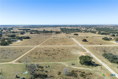 Residential Land in Inez, TX