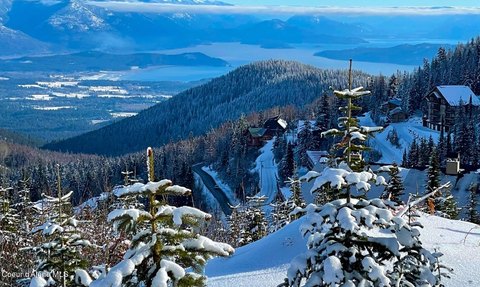 Ski-In/Ski-Out Land with Views