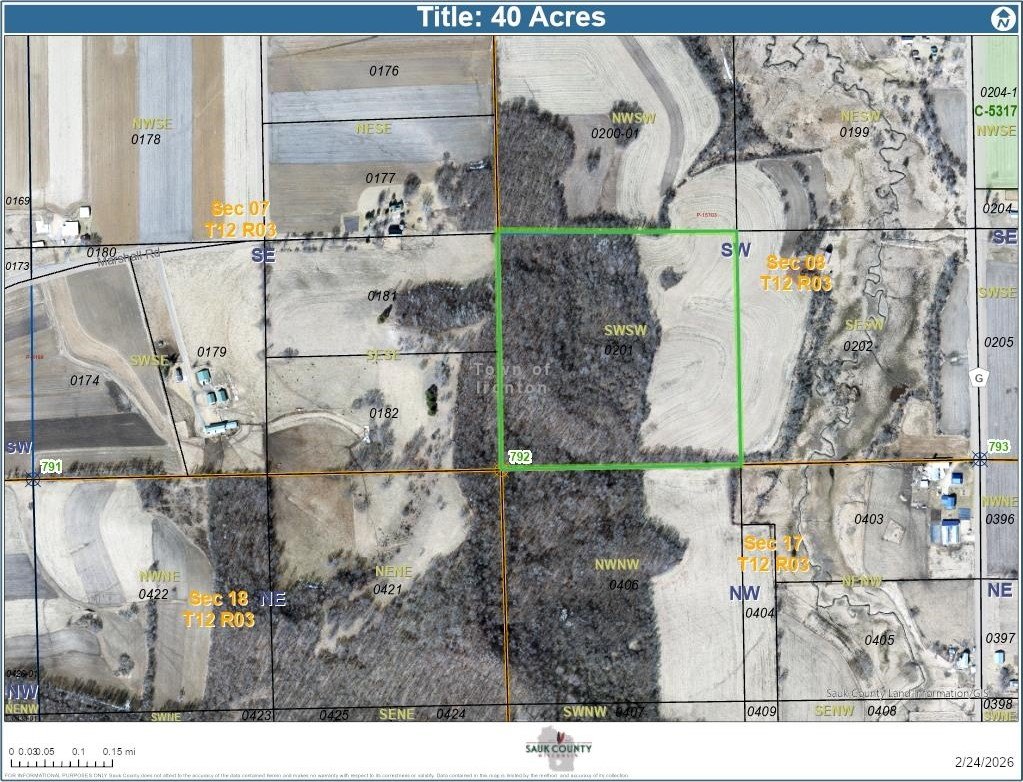 Reedsburg Acreage with Tillable Land