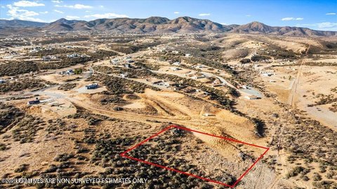 Land in Dewey-Humboldt, Arizona