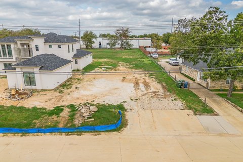 Land, Roanoke, TX