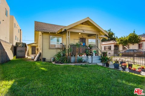 Well-Maintained Triplex on Generous Lot