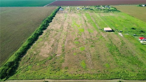 LAND - Sinton, TX