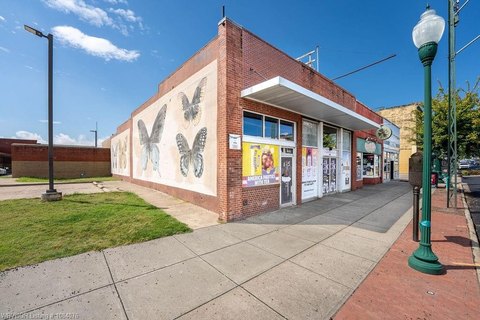 Remodeled Commercial Building with Nightlife