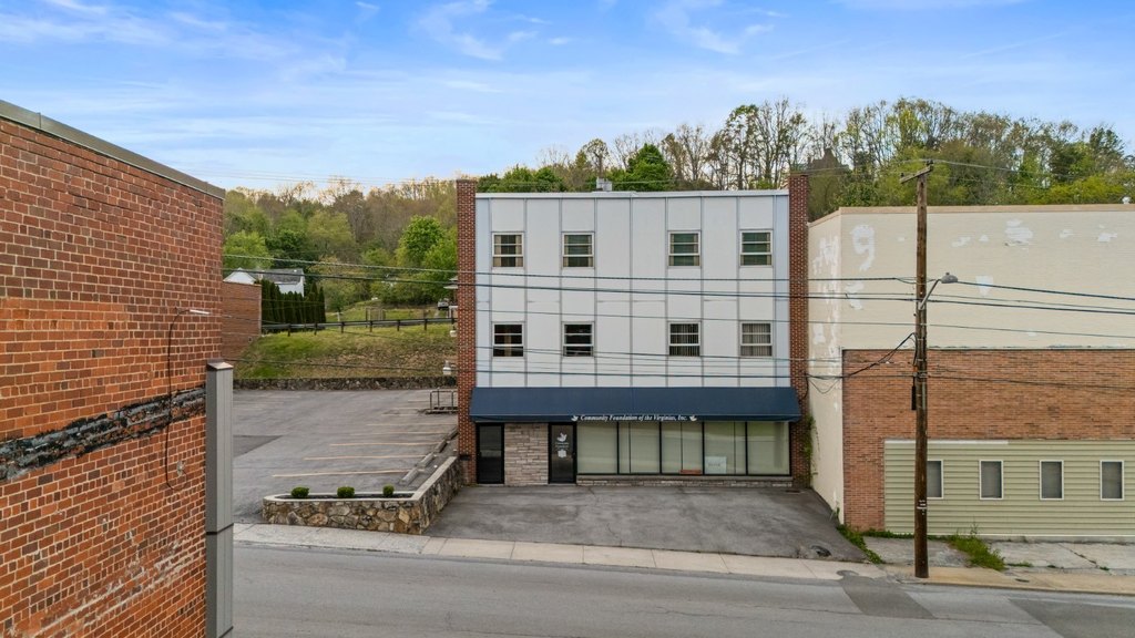 128 North St, Bluefield, WV 24701