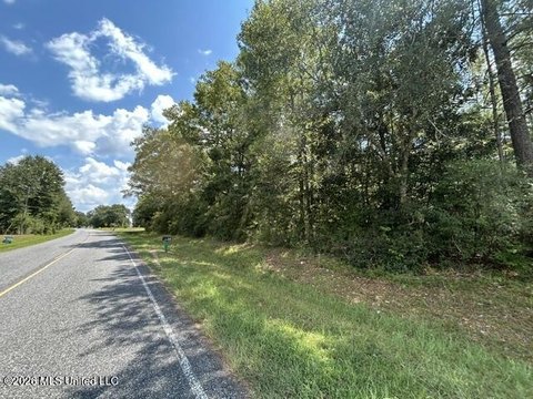 Land, Summit, MS