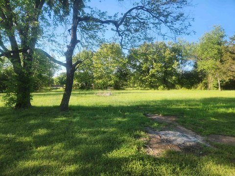 Level Lot in Lamar, AR