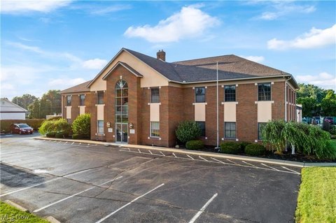 Furnished Office Space For Rent