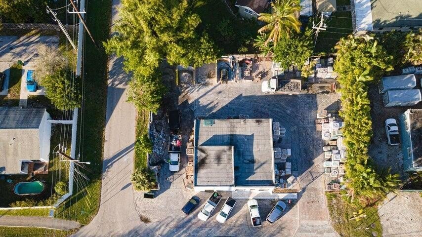 Palm Springs Mixed-Use Corner Lot