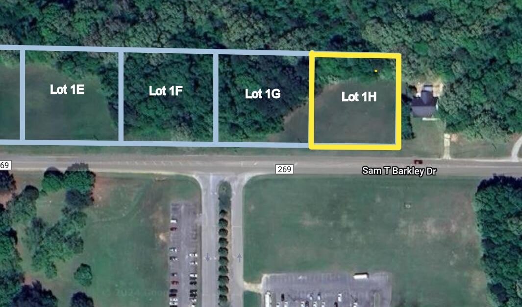 Commercial Lot in New Albany