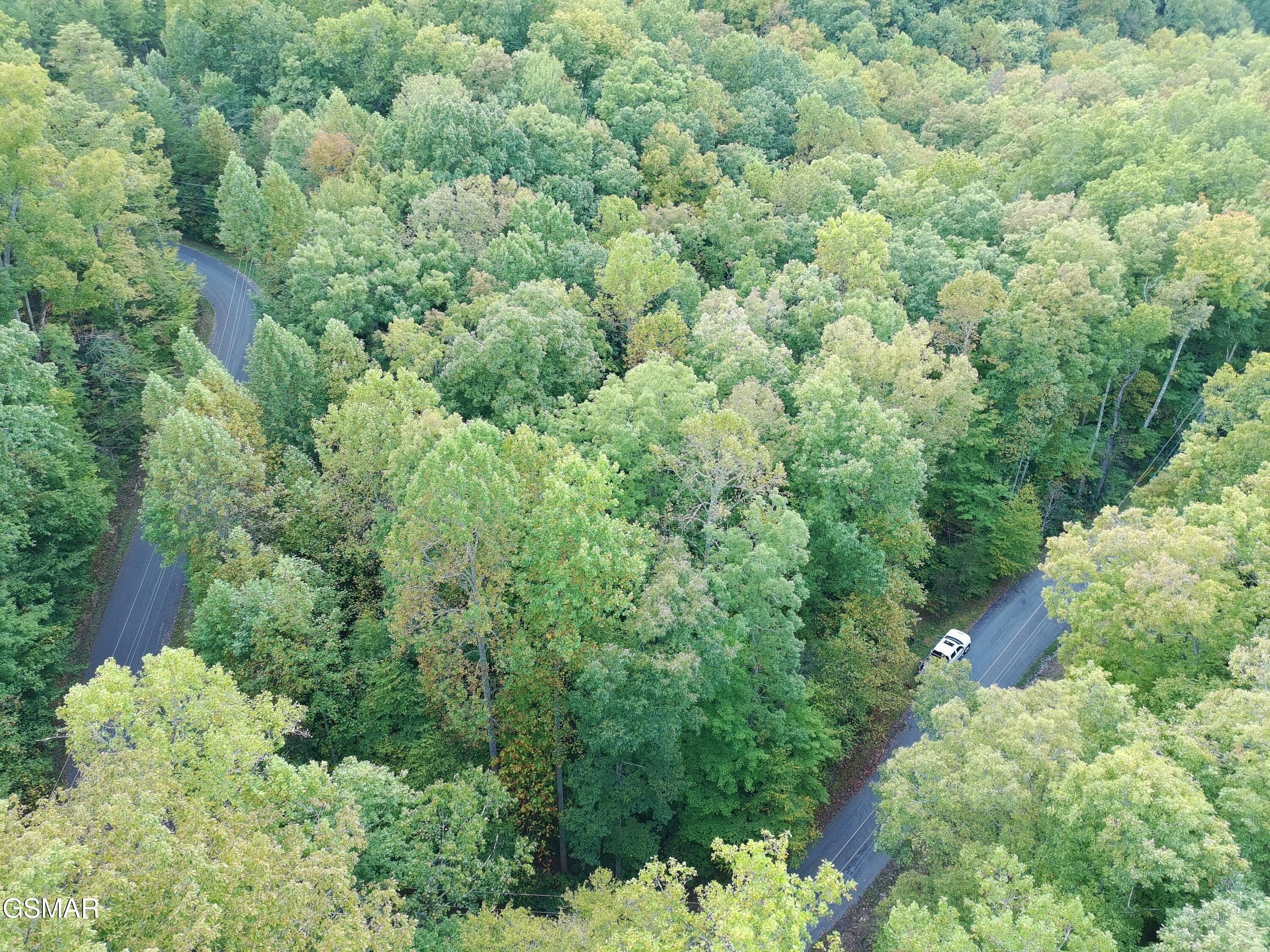 Gatlinburg Land Near National Park