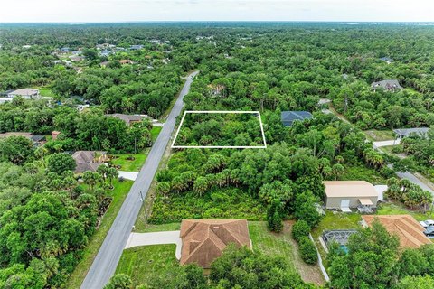 Port Charlotte Double Lot