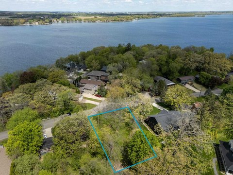 Wooded Waterfront-Access Homesite