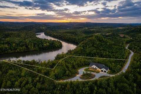 Rare Lakefront Lot on Tellico