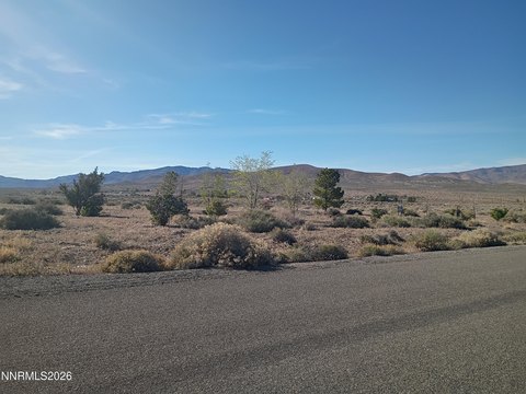 Land, Silver Springs, NV