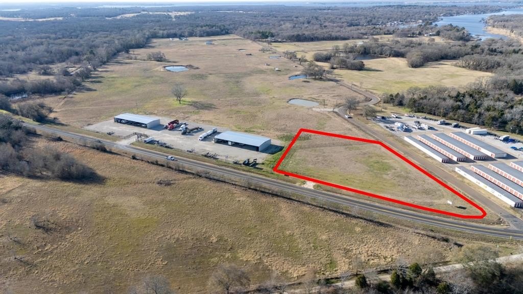 Prime Land on Hwy 198