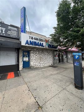 Brooklyn Commercial Building on Avenue L