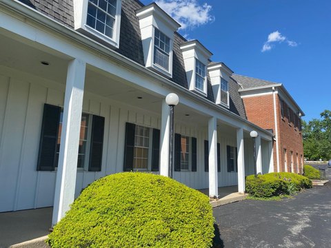 Worthington Office Building For Lease