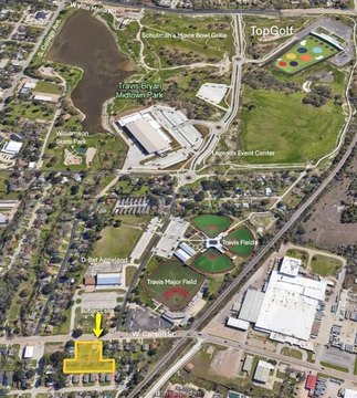 Mixed-Use Commercial Property Near Midtown