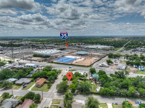 Mixed-Use Property Near IH-35
