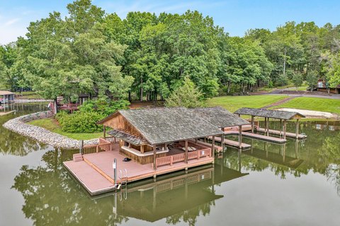 LAND - Wirtz, VA