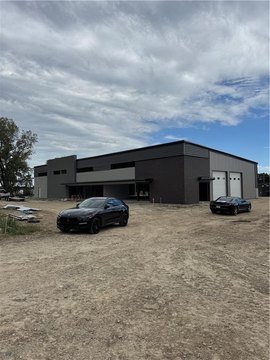 Olathe Warehouse with Storage