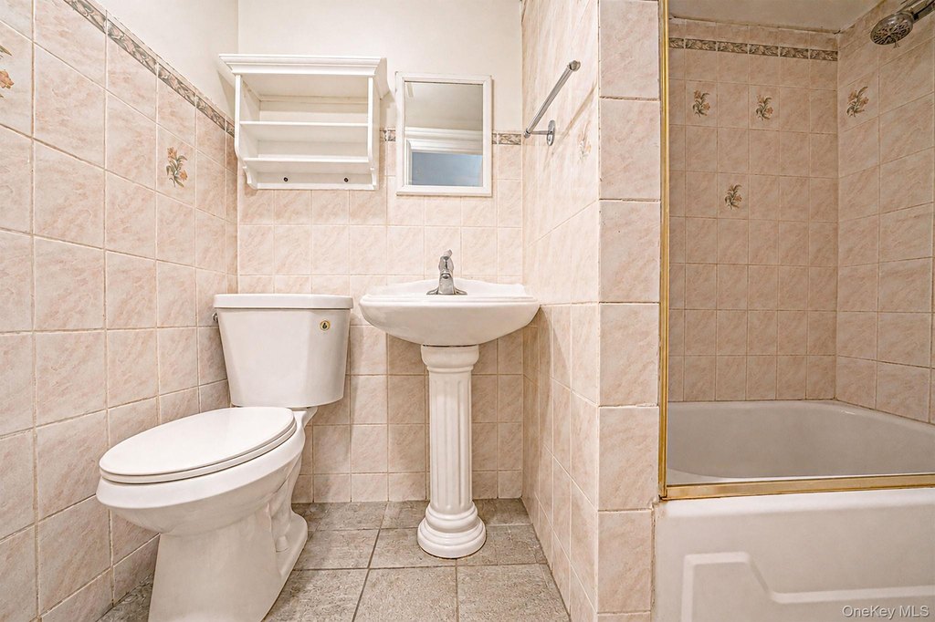 Picture 19