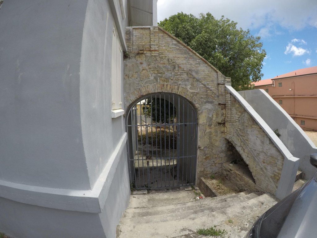 Picture 3