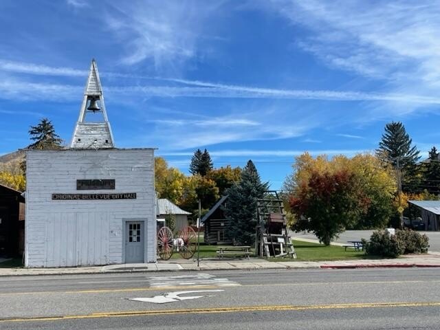 Picture 11