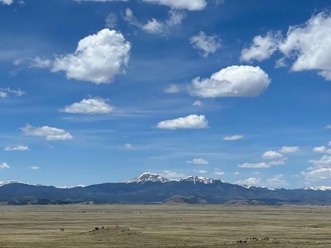 Land Backing Public BLM Land