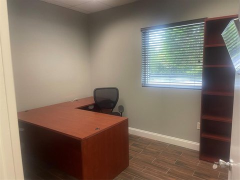 Luxury Office Suite For Rent