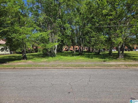 CM1 Zoned Commercial Land