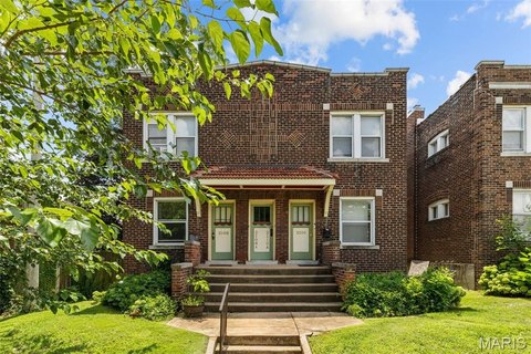 Updated Four-Unit Building in St. Louis
