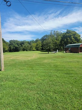 LAND - Paris, AR