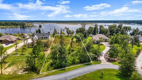Waterfront Land in Cedar Creek