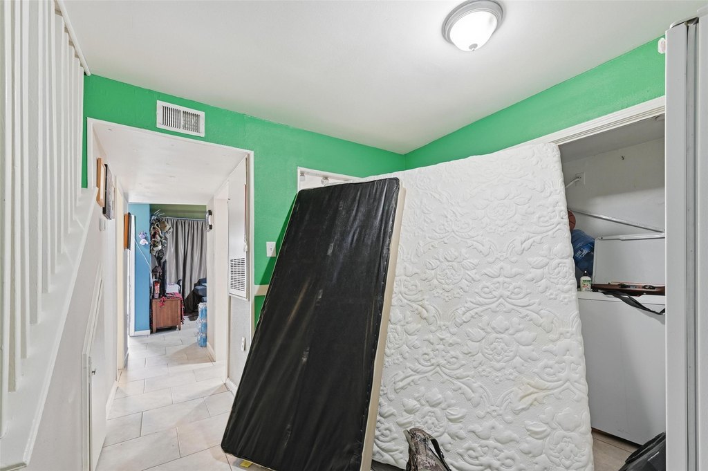 Picture 33