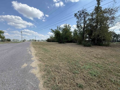 Land, Savannah, TN