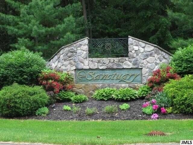 Land Lot in Jackson, MI