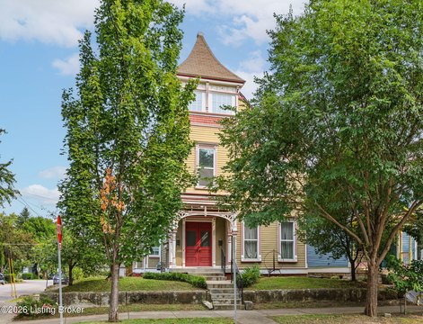 Victorian Duplex with Rear Decks