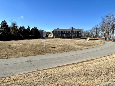 LAND - Huntsville, AL