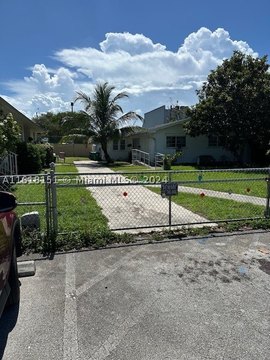 Miami Duplexes for Development