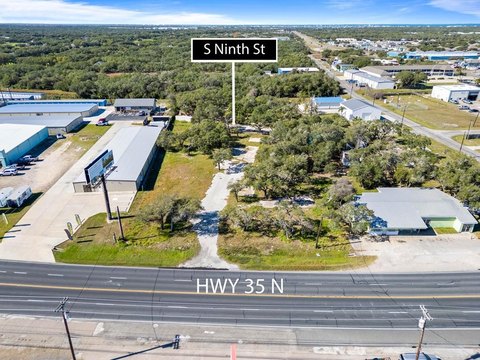 Prime Commercial Land in Rockport
