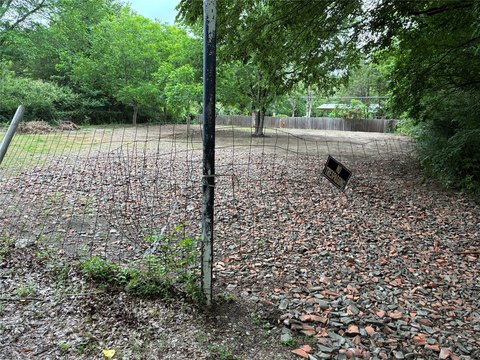 LAND - Dallas, TX