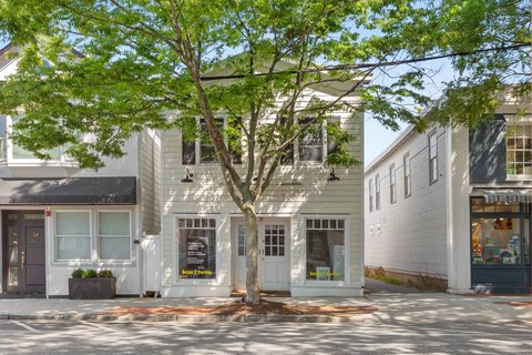 Southampton Village Mixed-Use Building